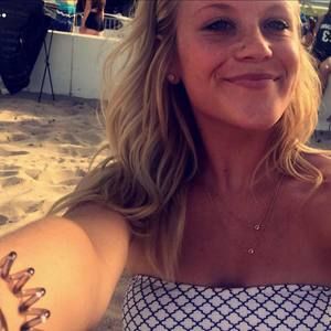 Meet your Posher, Carlie